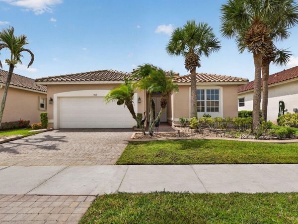 382 NW SPRINGVIEW Loop, Port St. Lucie, FL 34986