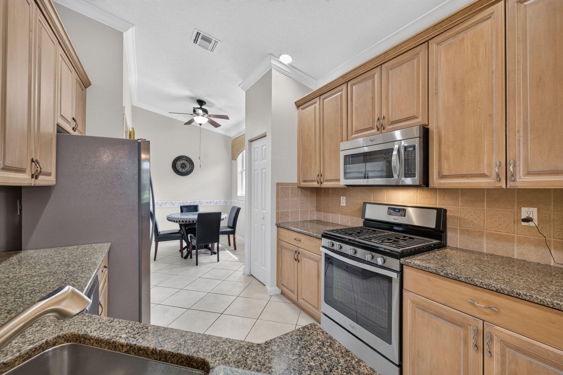 382 NW Springview Loop, Port Saint Lucie, FL 34986 Photo
