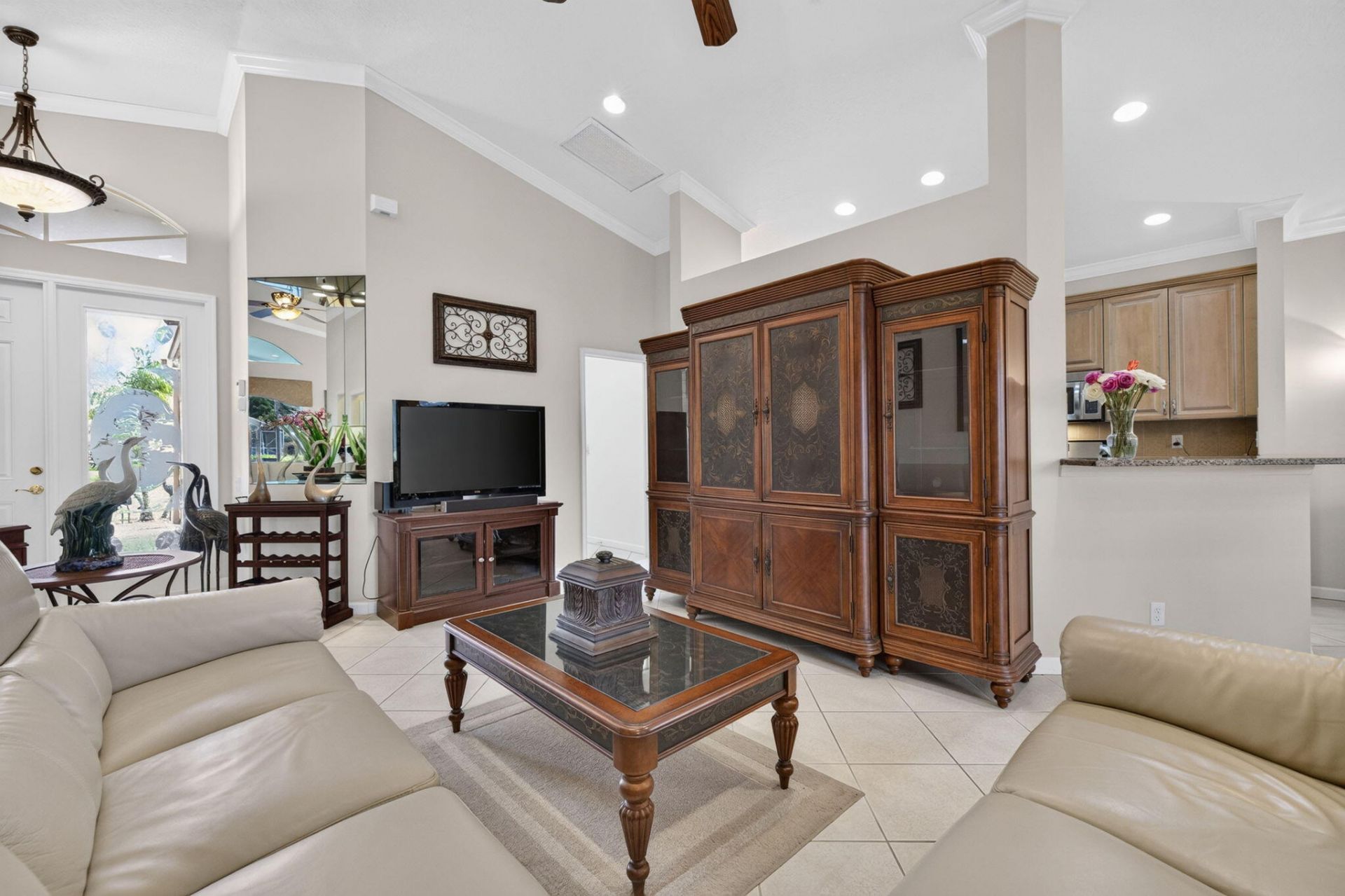382 NW Springview Loop, Port Saint Lucie, FL 34986 Photo