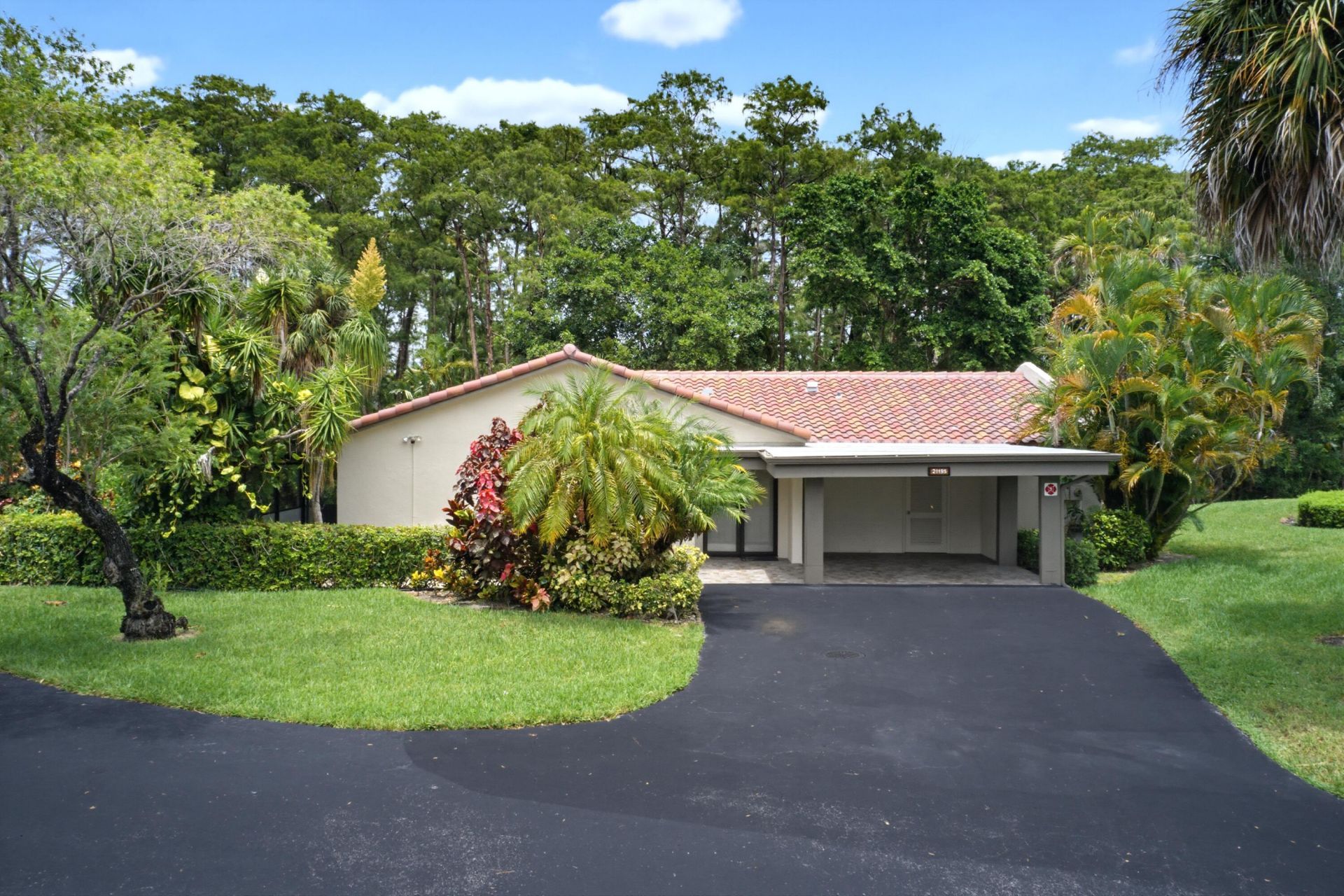 21195 Juego Circle, Unit 16-A, Boca Raton, FL 33433 Photo