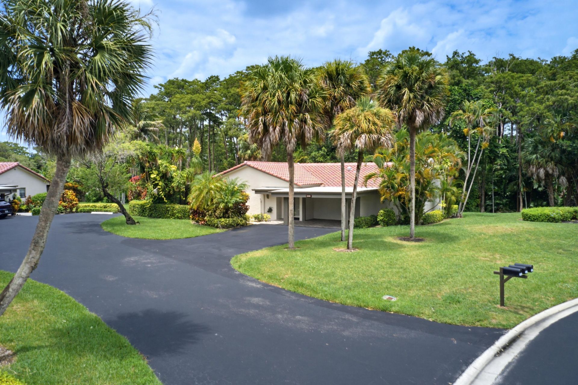 21195 Juego Circle, Unit 16-A, Boca Raton, FL 33433 Photo