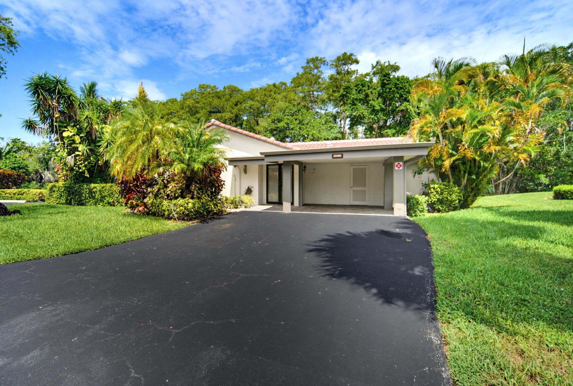 21195 Juego Circle, Unit 16-A, Boca Raton, FL 33433 Photo