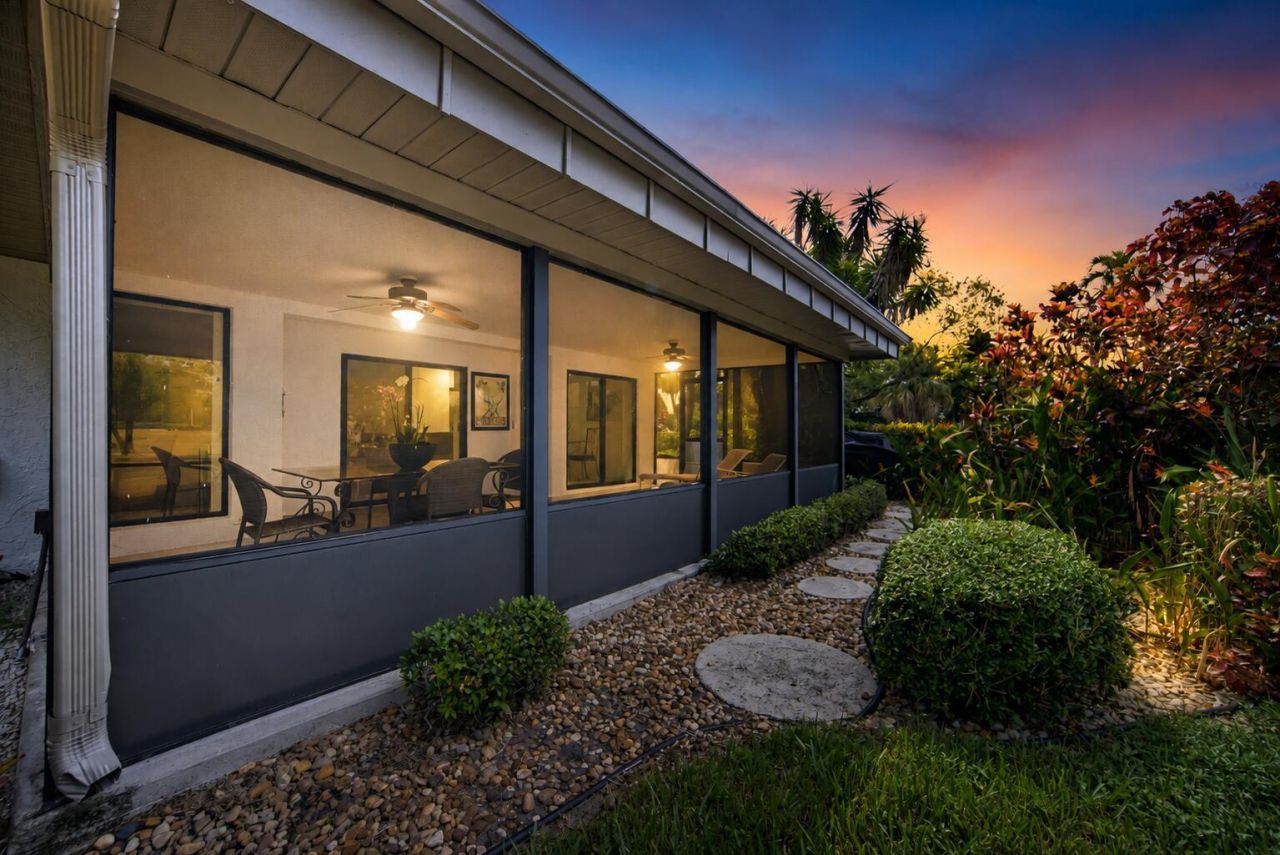 21195 Juego Circle, Unit 16-A, Boca Raton, FL 33433 Photo