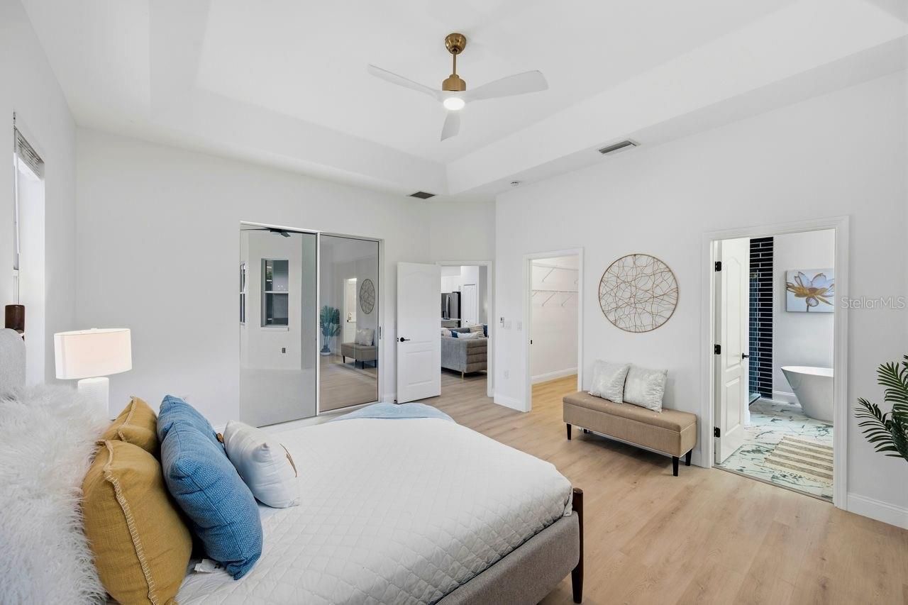6011 Chaparral Avenue, Sarasota, FL 34243 Photo