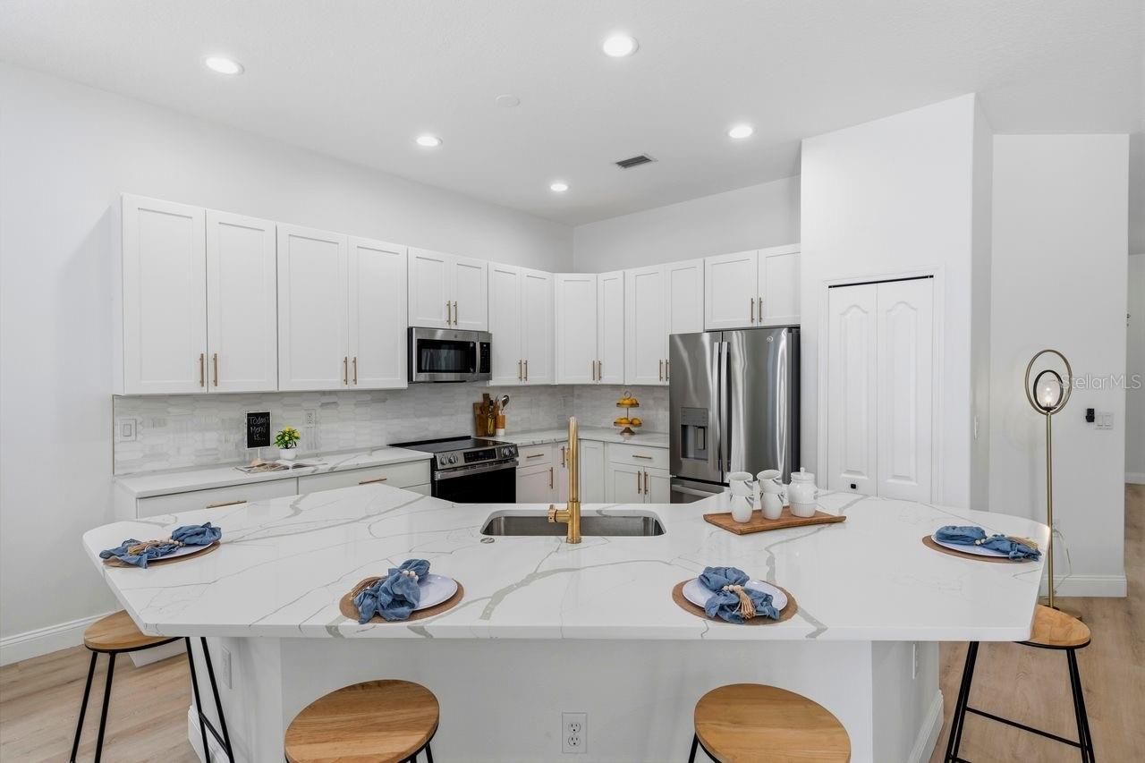 6011 Chaparral Avenue, Sarasota, FL 34243 Photo
