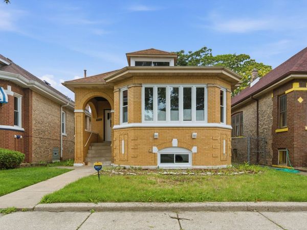 8446 S MARSHFIELD Avenue, Chicago, IL 60620