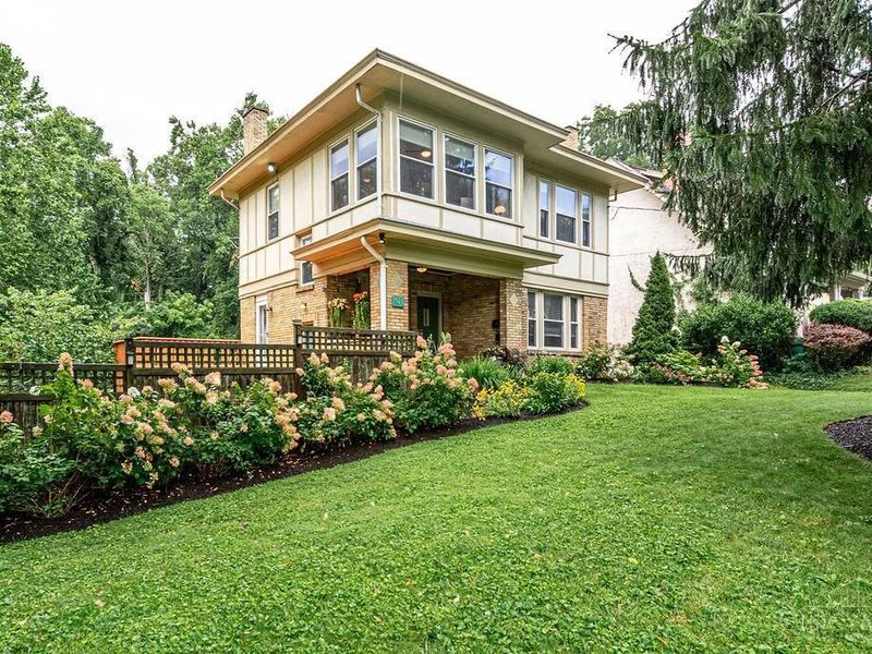 620 Greenwood Avenue, Cincinnati, OH 45229 Photo 2