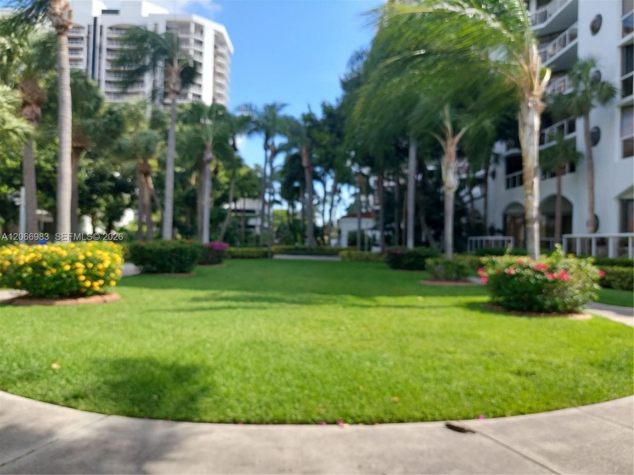 3610 Yacht Club Dr , Unit 514, Aventura, FL 33180 Photo