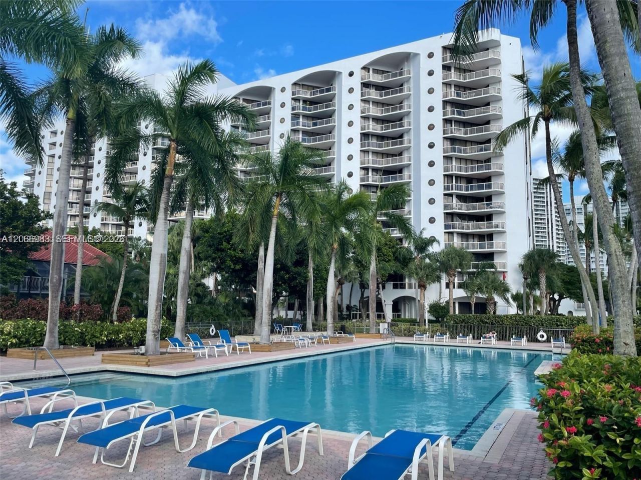 3610 Yacht Club Dr , Unit 514, Aventura, FL 33180 Photo