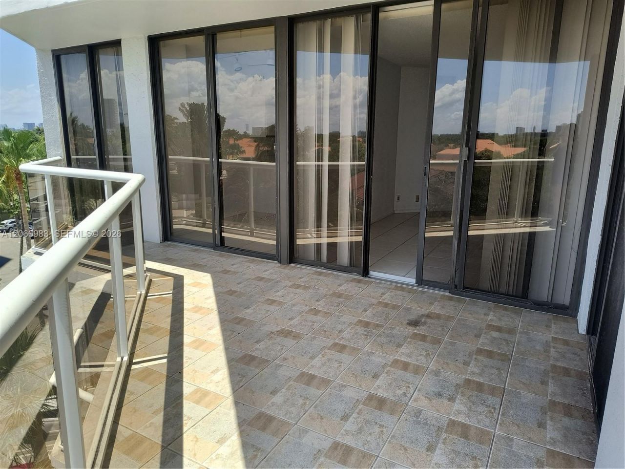 3610 Yacht Club Dr , Unit 514, Aventura, FL 33180 Photo