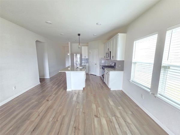 3034 Mill Run BND, Round Rock, TX 78665