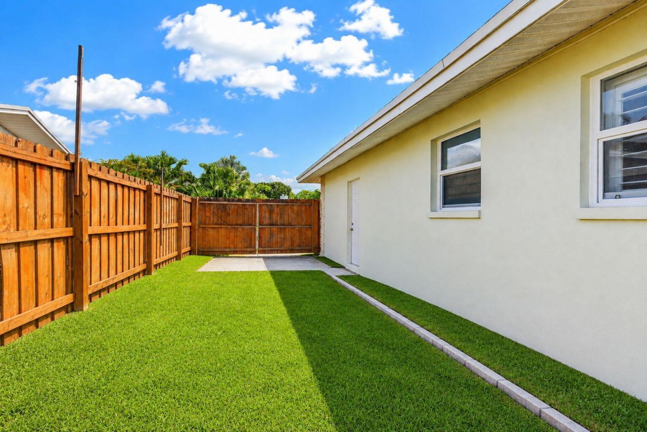 3854 Buttercup Circle S, Palm Beach Gardens, FL 33410 Photo