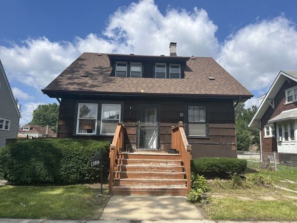 13816 S Wabash Avenue , Riverdale, IL 60827