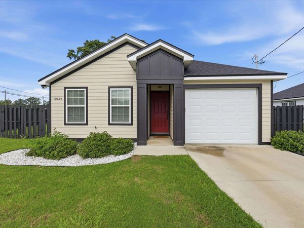 2034 W Jefferson Street , Quincy, FL 32351