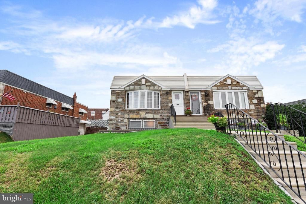 3806 Karen Street, Philadelphia, PA 19114 Main Photo