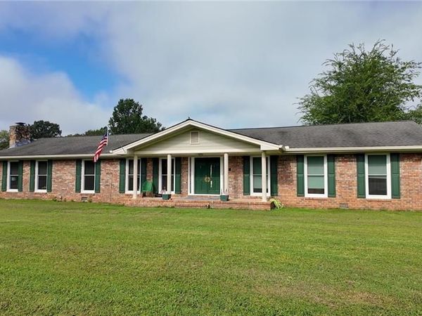 12621 Highway 142, Oxford, GA 30054