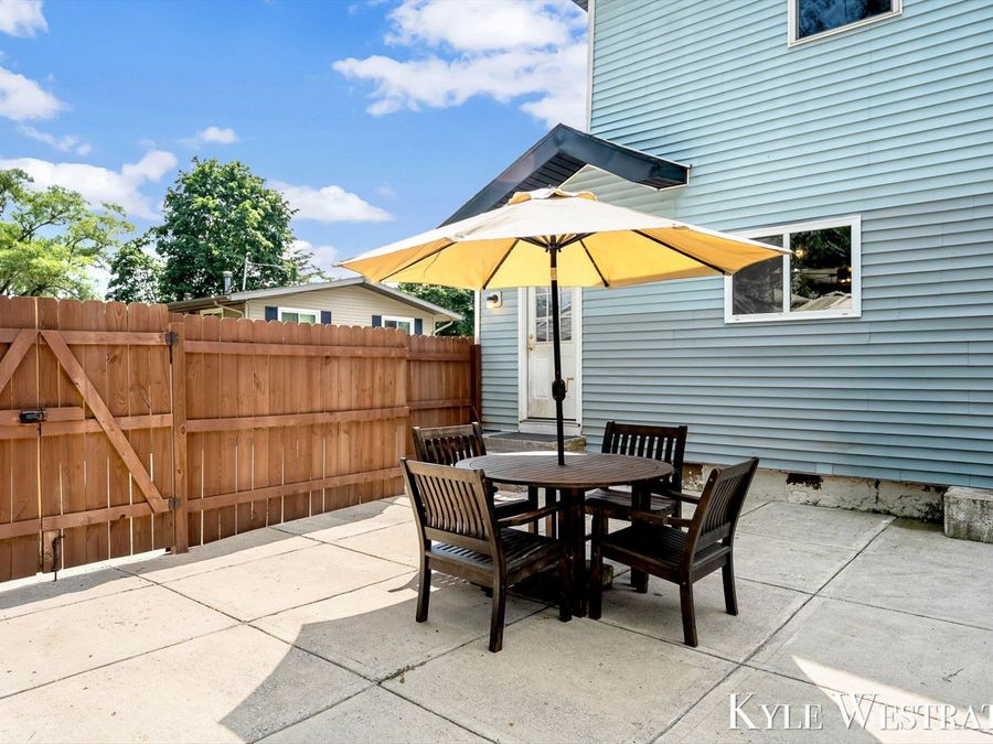 Property Image 37