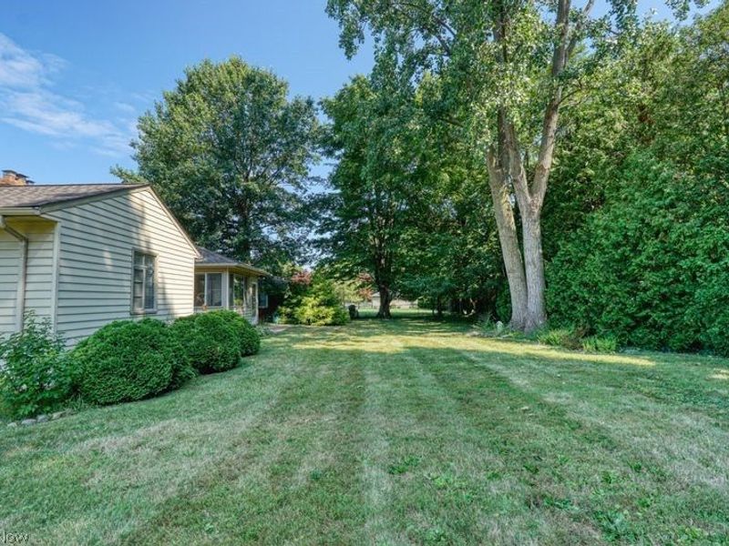301 Breezewood Drive , Bay Village, OH 44140 Photo 20