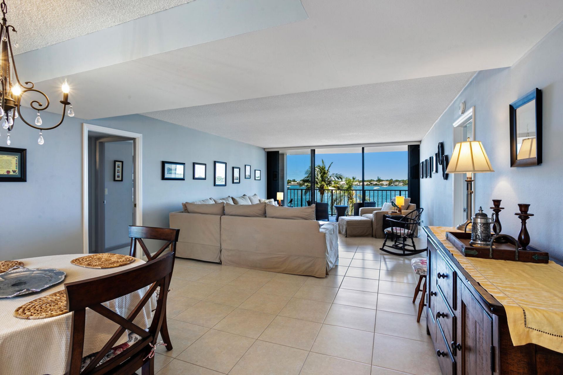 130 Lakeshore Drive, Unit 322, North Palm Beach, FL 33408 Photo