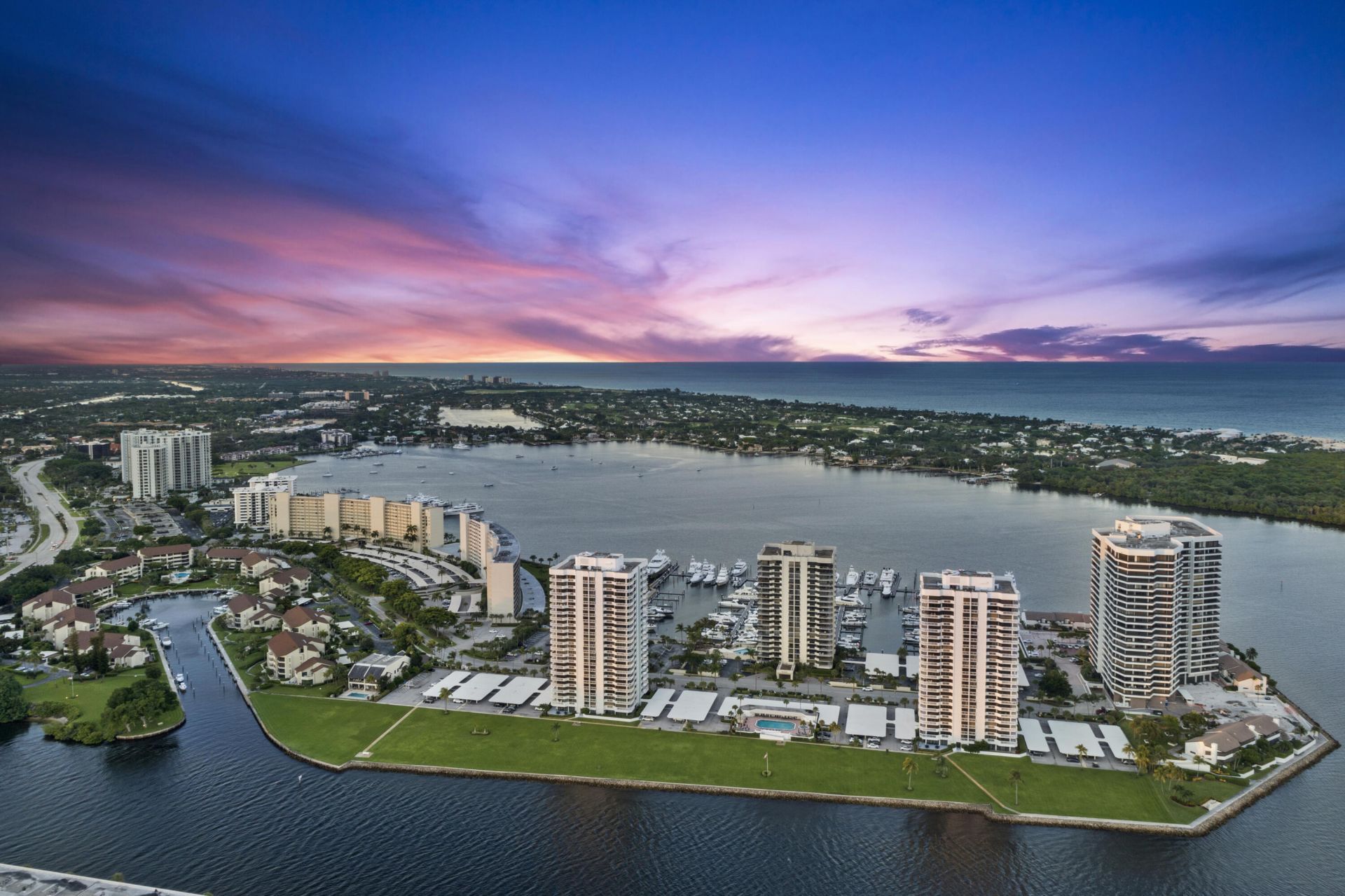 130 Lakeshore Drive, Unit 322, North Palm Beach, FL 33408 Photo