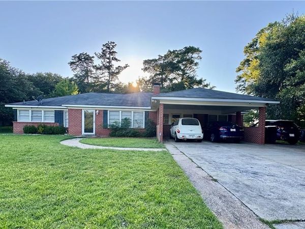 1408 W LAKESHORE Drive, Natchitoches, LA 71457