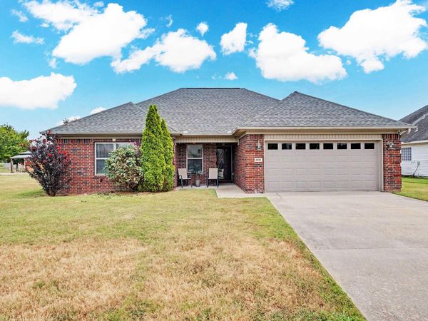 2218 Moortown Drive, North Little Rock, AR 72117