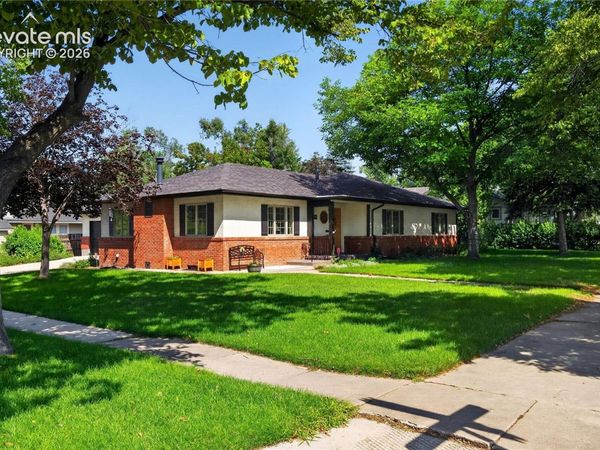 2204 N Cascade Avenue, Colorado Springs, CO 80907