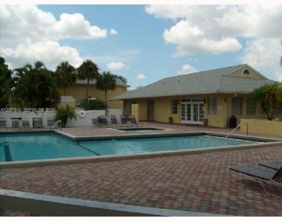 2091 NW 96th Ter, Unit 13M, Pembroke Pines, FL 33024 Photo