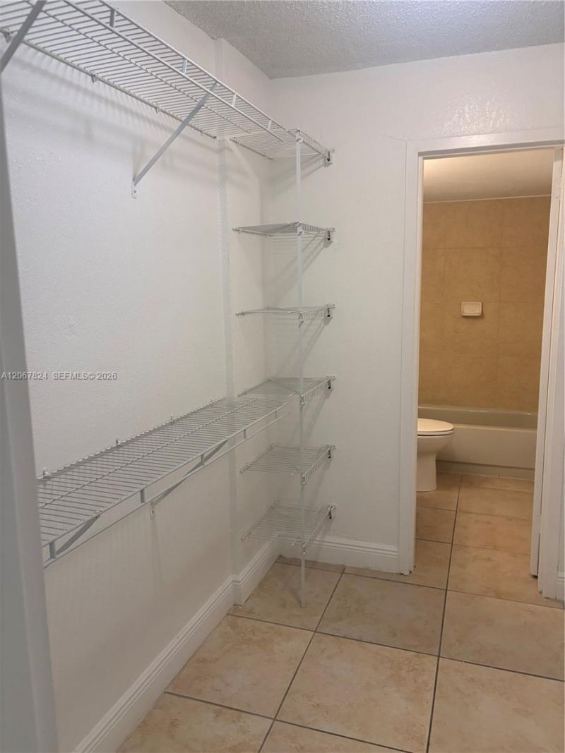 1805 Sans Souci Blvd, Unit 325, North Miami, FL 33181 Photo
