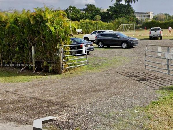 Southwest Ranches, FL 33332
