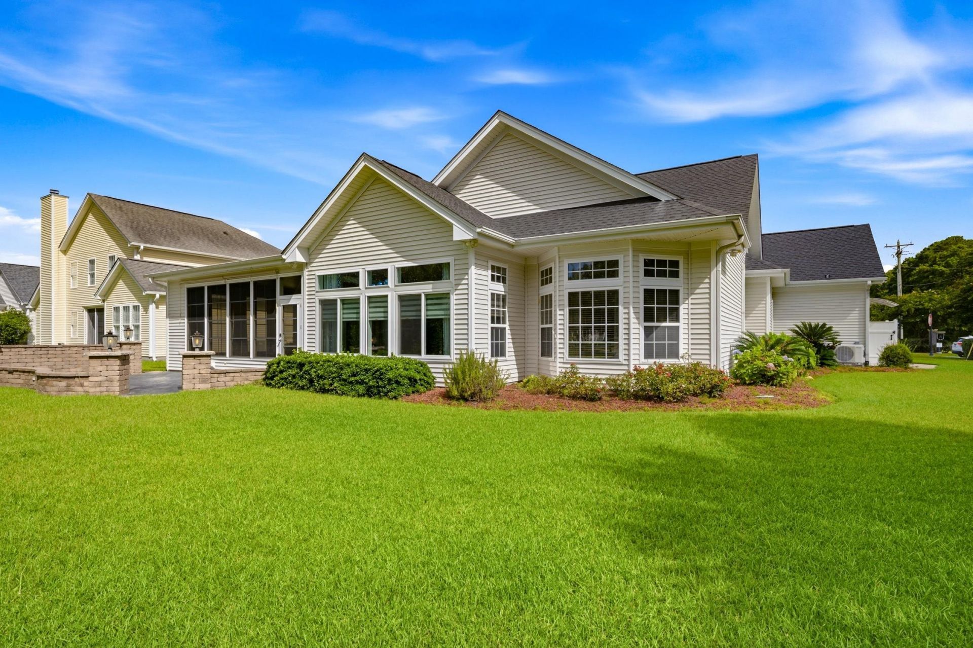 101 Pickering Dr. Photo 41