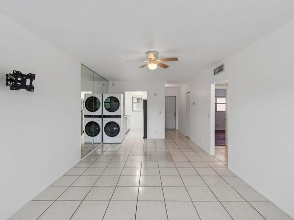 500 SW 2nd Avenue, Unit 211, Boca Raton, FL 33432