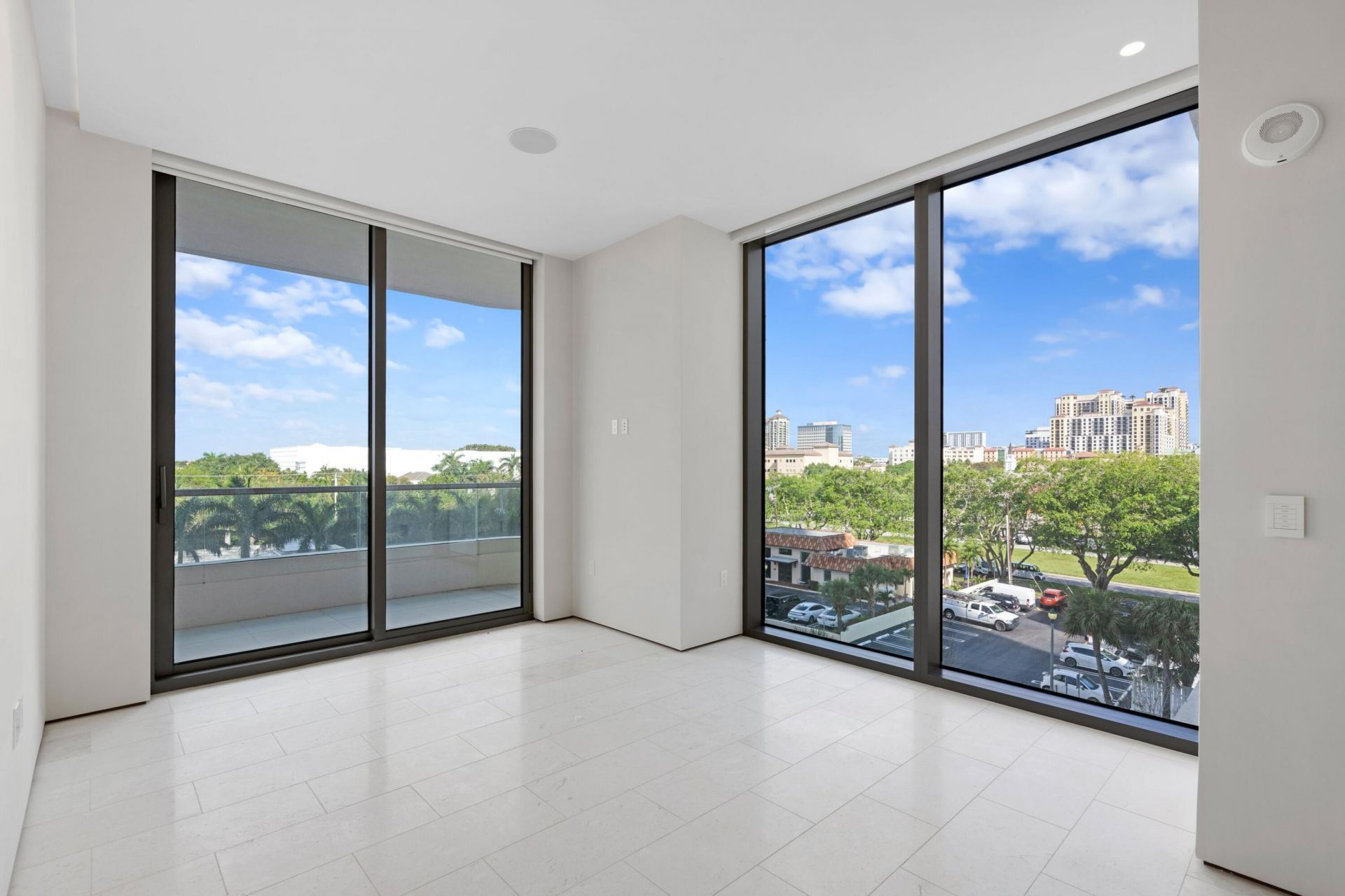 200 Arkona Court, Unit 401, West Palm Beach, FL 33401 Photo