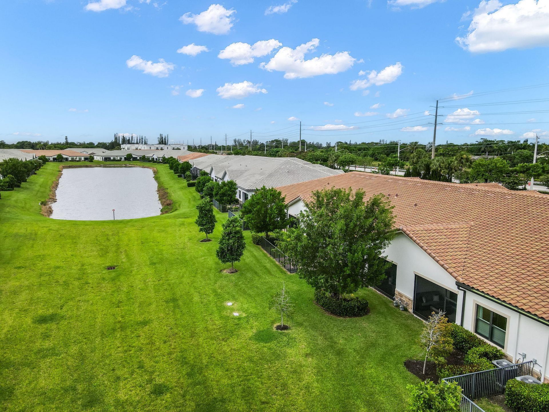 7520 N Blue Spring Drive, Parkland, FL 33067 Photo