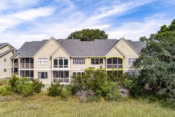 2138 Landfall Way photo 4