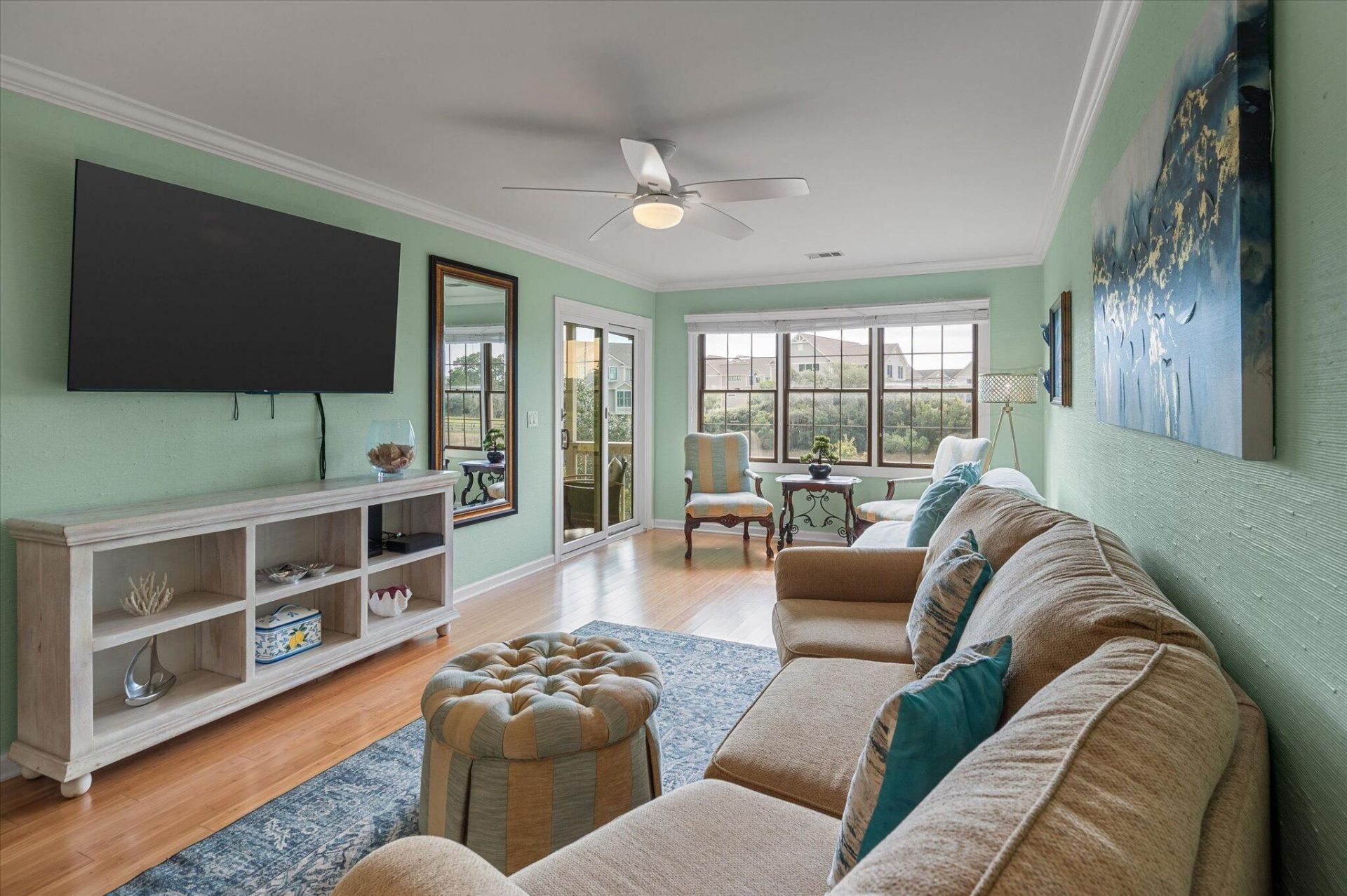 2138 Landfall Way Photo 8