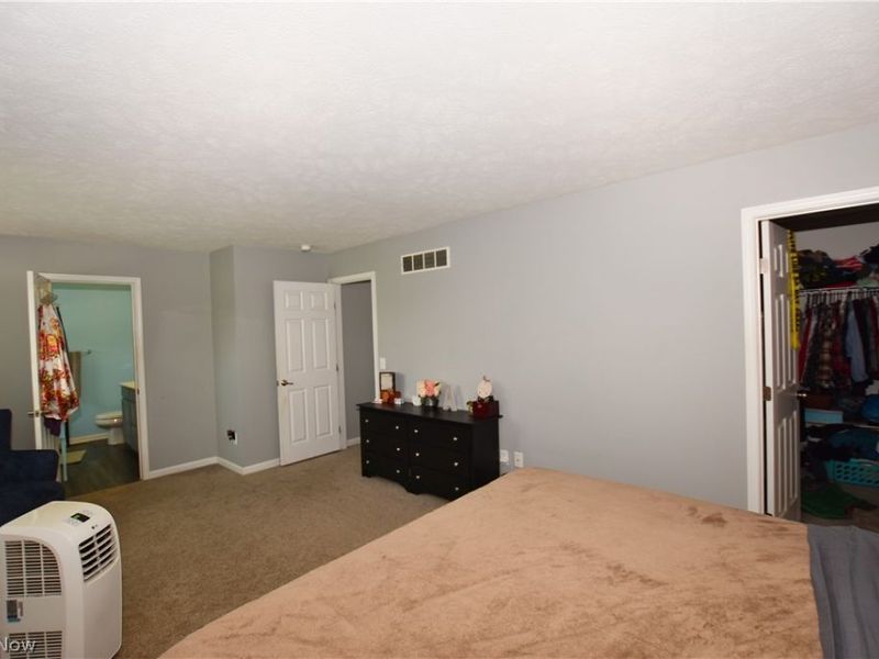 1251 Winter Fern Avenue , Akron, OH 44312 Photo 24