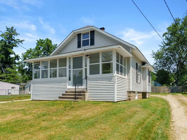 132 Gilkison Avenue, Kalamazoo, MI 49006