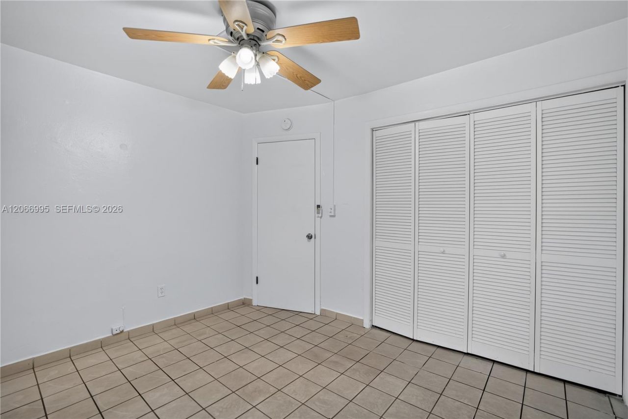 1600 S Le Jeune Rd , Unit 10, Coral Gables, FL 33134 Photo