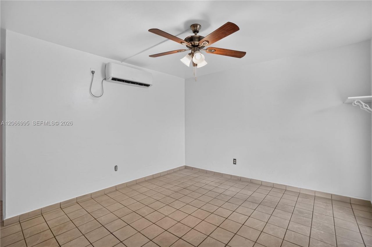1600 S Le Jeune Rd , Unit 10, Coral Gables, FL 33134 Photo
