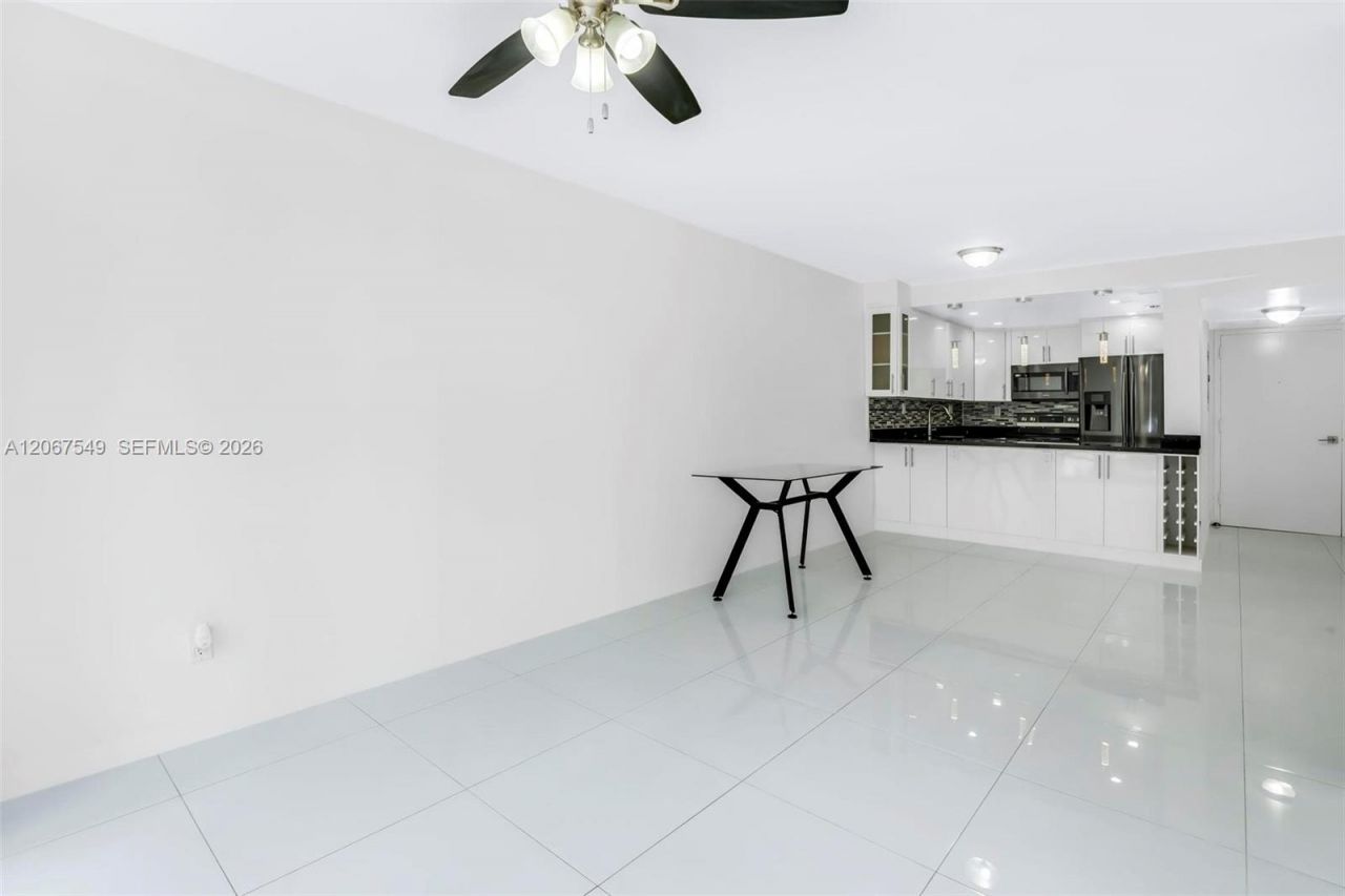 200 172nd St , Unit 112, Sunny Isles Beach, FL 33160 Photo