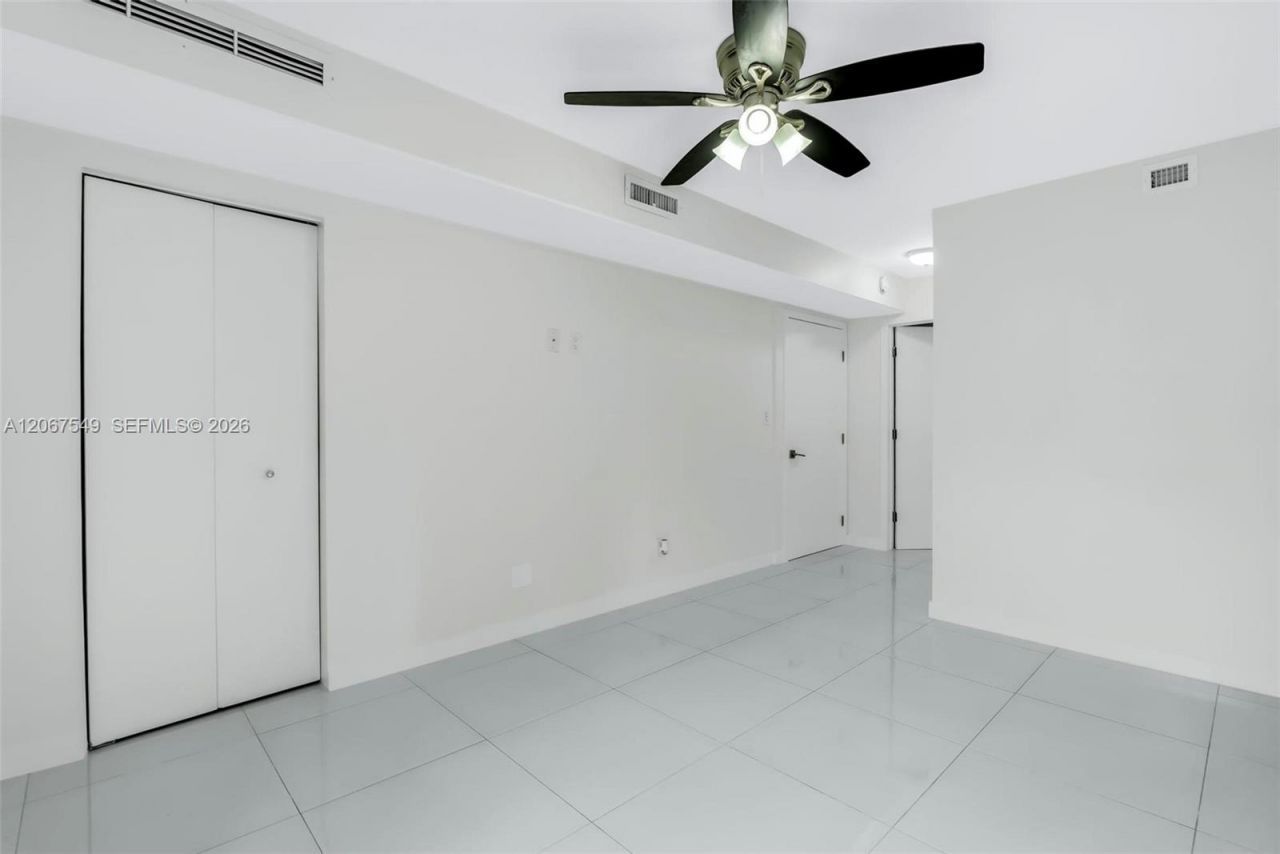 200 172nd St , Unit 112, Sunny Isles Beach, FL 33160 Photo