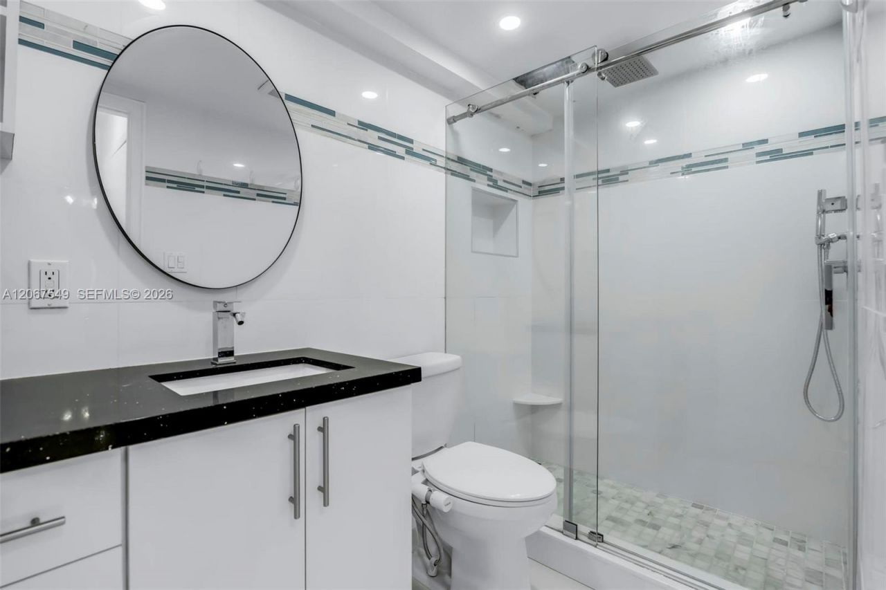 200 172nd St , Unit 112, Sunny Isles Beach, FL 33160 Photo