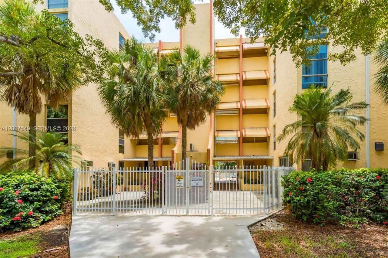 200 172nd St , Unit 112, Sunny Isles Beach, FL 33160 Photo