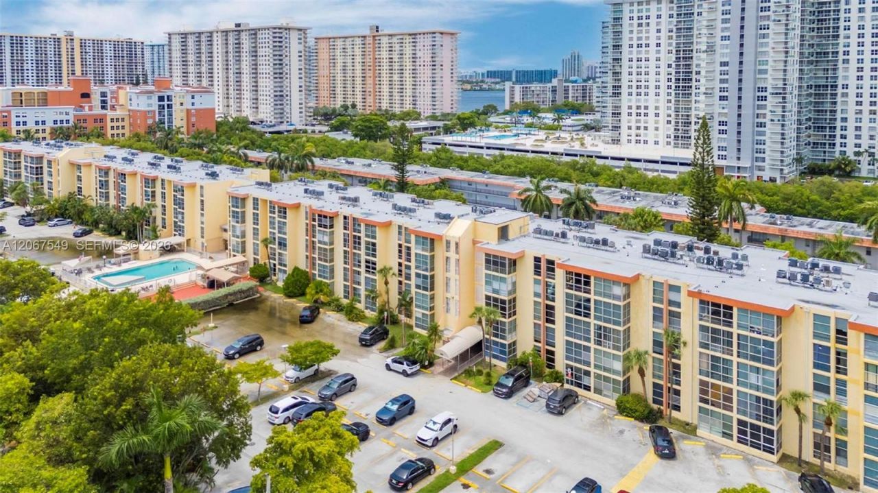 200 172nd St , Unit 112, Sunny Isles Beach, FL 33160 Photo