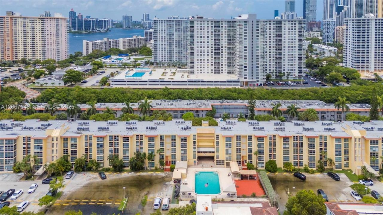 200 172nd St , Unit 112, Sunny Isles Beach, FL 33160 Photo