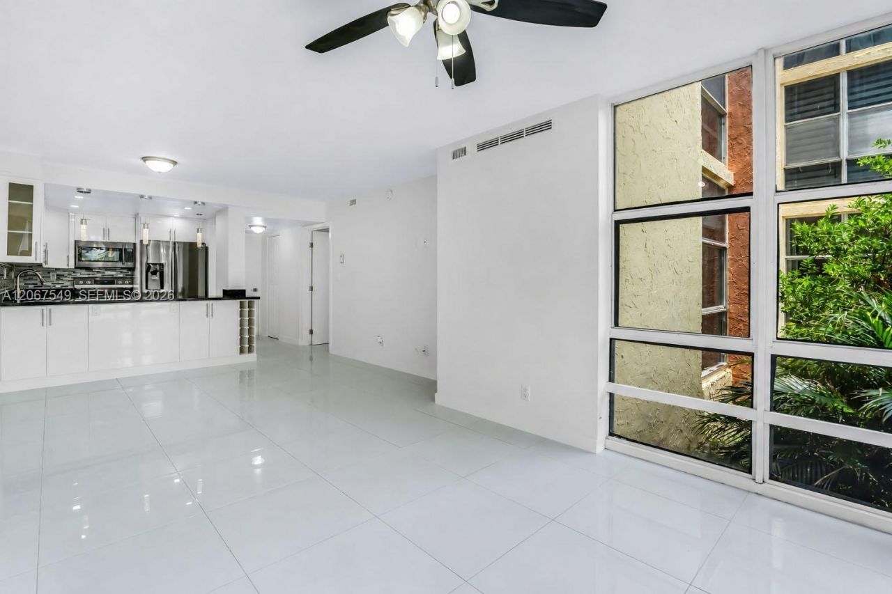 200 172nd St , Unit 112, Sunny Isles Beach, FL 33160 Photo