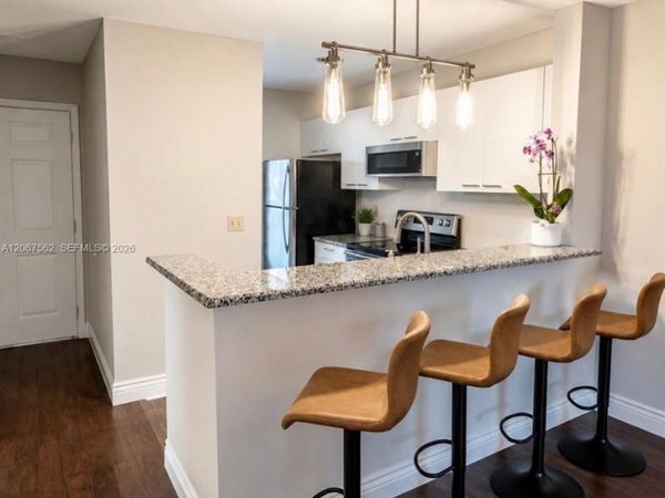 4847 Via Palm Lks, Unit 1021, West Palm Beach, FL 33417