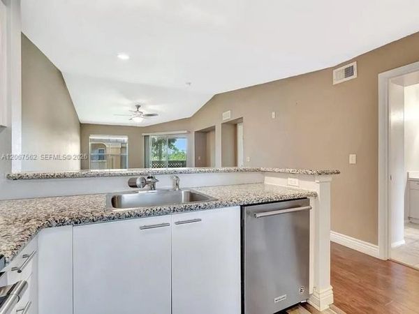 4847 Via Palm Lks , Unit 1021, West Palm Beach, FL 33417