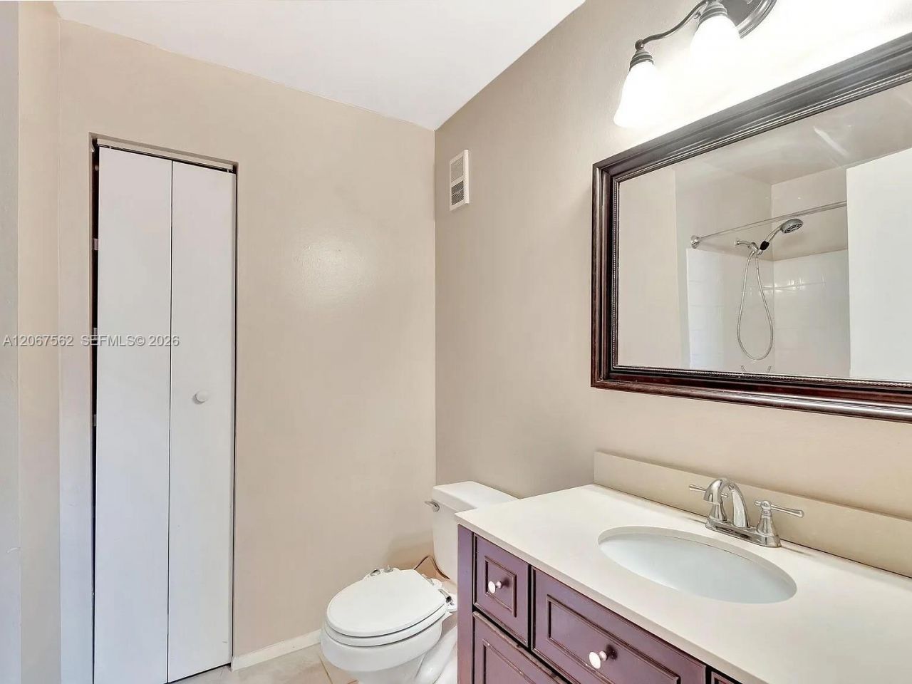 4847 Via Palm Lks, Unit 1021, West Palm Beach, FL 33417 Photo